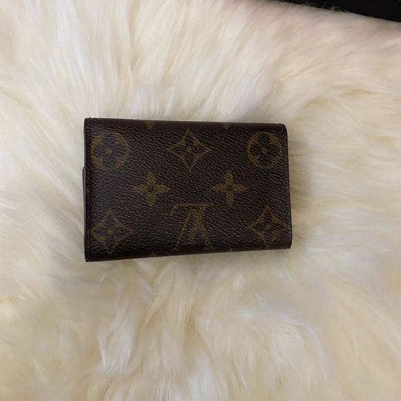 Lv monogram 6 key holder - Picture 6 of 13